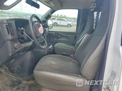 Zdjęcie 7 z 12 samochodu: 2020 GMC SAVANA G2500 VIN:1GTW7AFG9L1182294 - miniatura