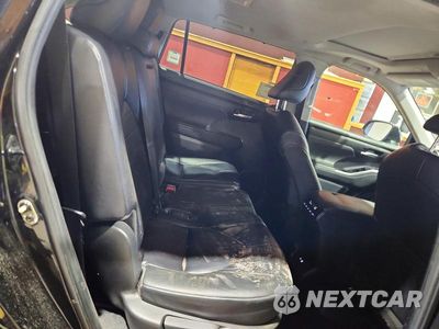 Zdjęcie 11 z 13 samochodu: 2023 TOYOTA HIGHLANDER XLE VIN:5TDKDRBHXPS044194 - miniatura