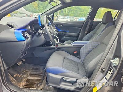 Zdjęcie 7 z 12 samochodu: 2020 TOYOTA C-HR XLE VIN:NMTKHMBX0LR109383 - miniatura