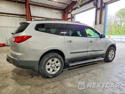 Trzecie zdjęcie samochodu z tyłu: 2012 CHEVROLET TRAVERSE LS VIN:1GNKRFEDXCJ167579 - miniatura
