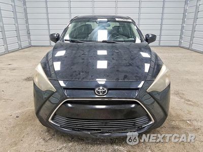 Piąte zdjęcie samochodu w środku: 2017 TOYOTA YARIS IA BASE VIN:3MYDLBYV3HY155035 - miniatura