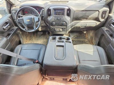 Zdjęcie 8 z 12 samochodu: 2021 CHEVROLET SILVERADO K2500 HEAVY DUTY VIN:1GC1YLE78MF296182 - miniatura