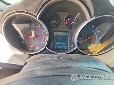Zdjęcie 9 z 12 samochodu: 2011 CHEVROLET CRUZE LS VIN:1G1PC5SH2B7130094 - miniatura