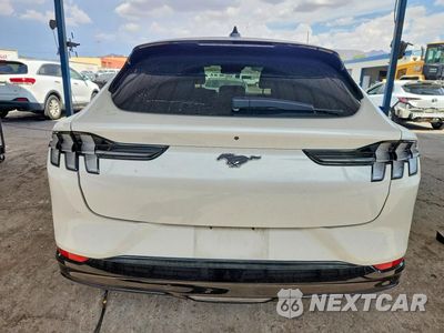 Zdjęcie 6 z 12 samochodu: 2023 FORD MUSTANG MACH-E PREMIUM VIN:3FMTK3R42PMA90625 - miniatura