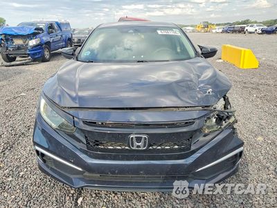 Piąte zdjęcie samochodu w środku: 2019 HONDA CIVIC LX VIN:2HGFC2F6XKH558883 - miniatura