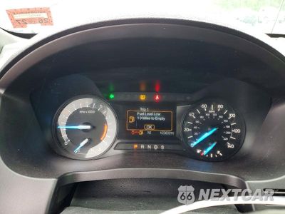 Zdjęcie 9 z 12 samochodu: 2017 FORD EXPLORER XLT VIN:1FM5K8D81HGE17334 - miniatura