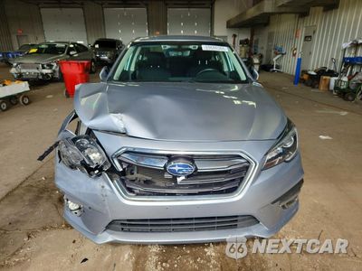Piąte zdjęcie samochodu w środku: 2018 SUBARU LEGACY 2.5I PREMIUM VIN:4S3BNAF6XJ3023314 - miniatura