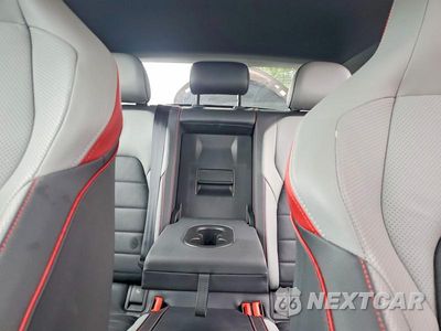 Zdjęcie 10 z 13 samochodu: 2024 VOLKSWAGEN GTI AUTOBAHN VIN:WVWWA7CDXRW137570 - miniatura