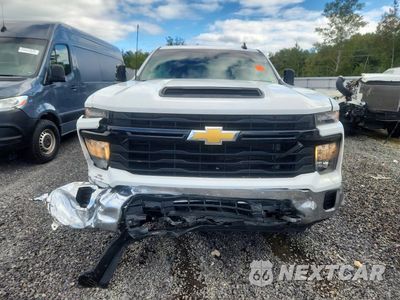Piąte zdjęcie samochodu w środku: 2024 CHEVROLET SILVERADO K2500 HEAVY DUTY VIN:1GC1YLE71RF408179 - miniatura