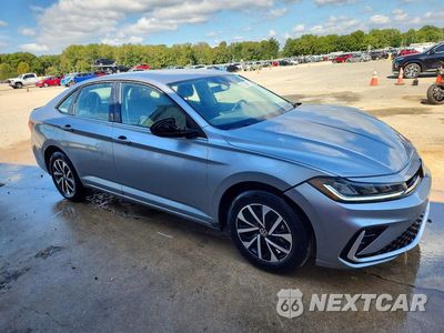 Czwarte zdjęcie samochodu z boku: 2025 VOLKSWAGEN JETTA S VIN:3VW5X7BU6SM074241 - miniatura