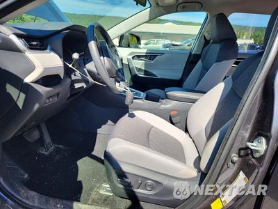 Zdjęcie 7 z 13 samochodu: 2025 TOYOTA RAV4 HYBRID XLE VIN:JTMRWRFV9SJ075015 - miniatura