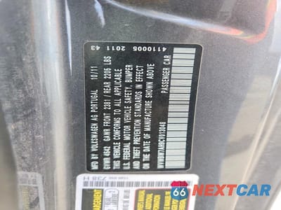 Zdjęcie 12 z 12 samochodu: 2012 VOLKSWAGEN EOS KOMFORT VIN:WVWBW7AH9CV013048 - miniatura