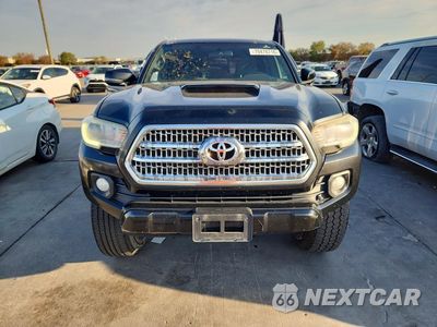 Piąte zdjęcie samochodu w środku: 2016 TOYOTA TACOMA TRD SPORT VIN:5TFDZ5BNXGX008301 - miniatura