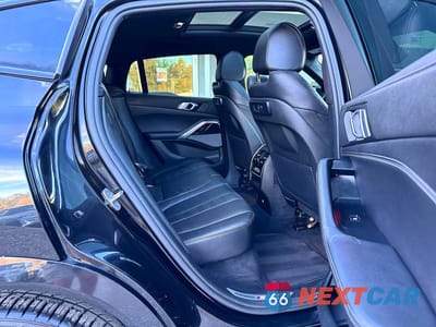 Zdjęcie 6 z 12 samochodu: 2021 BMW X6 XDRIVE40I VIN:5UXCY6C07M9D81286 - miniatura