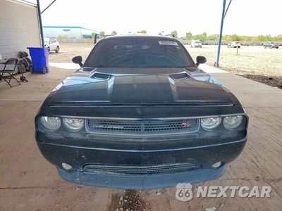 Piąte zdjęcie samochodu w środku: 2013 DODGE CHALLENGER R/T VIN:2C3CDYBT4DH524202 - miniatura