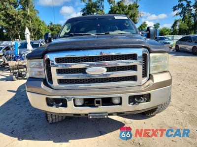 Piąte zdjęcie samochodu w środku: 2006 FORD F250 SUPER DUTY VIN:1FTSW21YX6EA51704 - miniatura