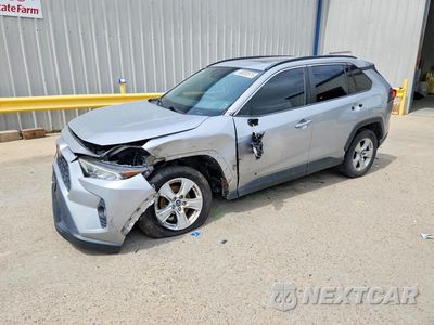 2019 TOYOTA RAV4 XLE 2T3W1RFV2KW015595 - główne zdjęcie licytacji z USA - miniatura