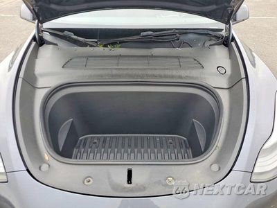 Zdjęcie 12 z 14 samochodu: 2023 TESLA MODEL Y VIN:7SAYGDEF4PF802813 - miniatura