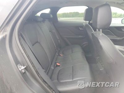 Zdjęcie 11 z 13 samochodu: 2018 JAGUAR F-PACE PREMIUM VIN:SADCJ2FX8JA249978 - miniatura