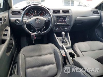 Zdjęcie 8 z 12 samochodu: 2018 VOLKSWAGEN JETTA SE VIN:3VWDB7AJ8JM260749 - miniatura
