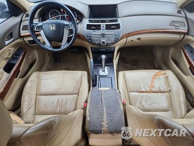 Zdjęcie 8 z 12 samochodu: 2008 HONDA ACCORD EXL VIN:1HGCP36898A029401 - miniatura