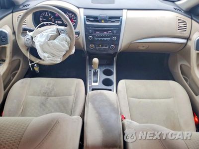 Zdjęcie 8 z 12 samochodu: 2015 NISSAN ALTIMA 2.5 S VIN:1N4AL3AP7FC101168 - miniatura