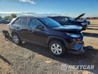 Czwarte zdjęcie samochodu z boku: 2021 TOYOTA RAV4 LE VIN:2T3H1RFV9MC112628 - miniatura