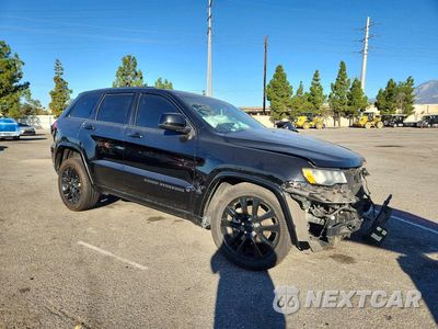 Czwarte zdjęcie samochodu z boku: 2017 JEEP GRAND CHEROKEE LAREDO VIN:1C4RJFAG9HC851940 - miniatura