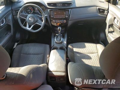 Zdjęcie 8 z 13 samochodu: 2019 NISSAN ROGUE S VIN:5N1AT2MV9KC840742 - miniatura