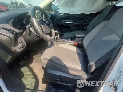 Zdjęcie 7 z 12 samochodu: 2017 FORD ESCAPE SE VIN:1FMCU0GD1HUD38520 - miniatura