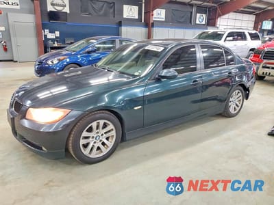 2007 BMW 3ER I SULEV WBAVC53507FZ71344 - główne zdjęcie licytacji z USA - miniatura