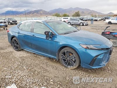 Czwarte zdjęcie samochodu z boku: 2025 TOYOTA CAMRY XSE VIN:4T1DBADK0SU518999 - miniatura