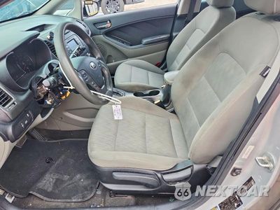 Zdjęcie 7 z 12 samochodu: 2015 KIA FORTE LX VIN:KNAFK4A66F5375785 - miniatura
