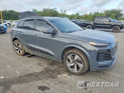 Czwarte zdjęcie samochodu z boku: 2025 AUDI Q6 E-TRON PREMIUM PLUS VIN:WA124BGF5SA037104 - miniatura