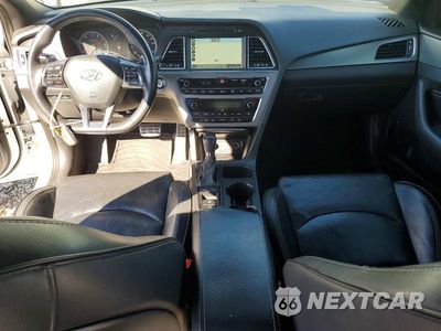 Zdjęcie 8 z 12 samochodu: 2015 HYUNDAI SONATA SPORT 2.0T VIN:5NPE34ABXFH082206 - miniatura