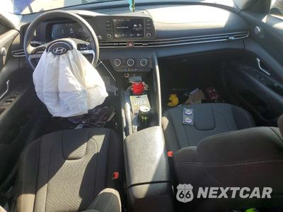 Zdjęcie 8 z 12 samochodu: 2024 HYUNDAI ELANTRA SE VIN:KMHLL4DG1RU779168 - miniatura