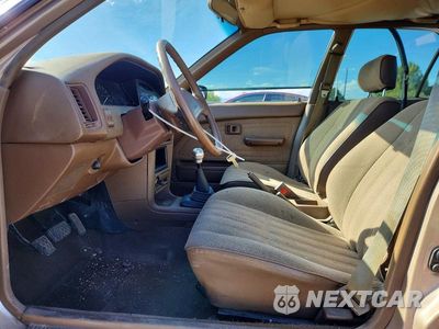 Zdjęcie 7 z 13 samochodu: 1989 TOYOTA COROLLA DELUXE VIN:1NXAE92E6KZ063257 - miniatura