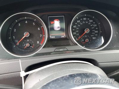 Zdjęcie 9 z 12 samochodu: 2017 VOLKSWAGEN GTI SPORT VIN:3VW547AU3HM026084 - miniatura