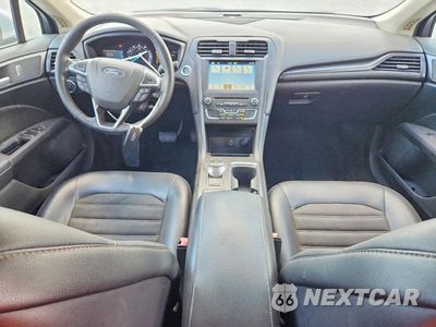 Zdjęcie 8 z 12 samochodu: 2018 FORD FUSION SE VIN:3FA6P0HD4JR200738 - miniatura