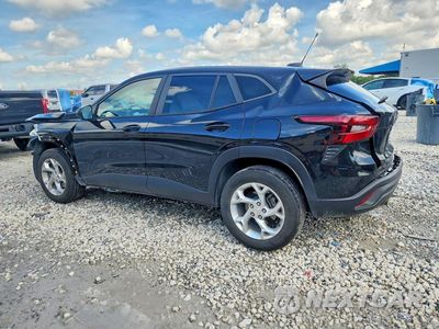 Drugie zdjęcie samochodu z przodu: 2024 CHEVROLET TRAX LS VIN:KL77LFE20RC195402 - miniatura
