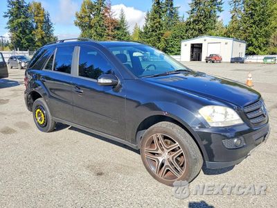 Czwarte zdjęcie samochodu z boku: 2006 MERCEDES-BENZ ML 350 VIN:4JGBB86E16A090049 - miniatura