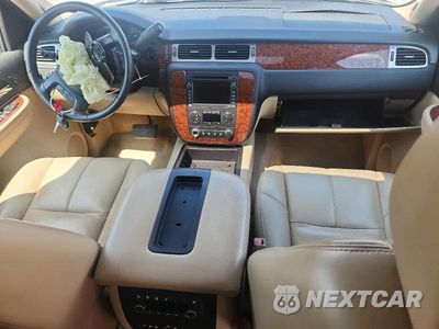 Zdjęcie 8 z 13 samochodu: 2007 CHEVROLET SUBURBAN C1500 VIN:1GNFC16J87J240416 - miniatura