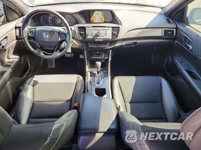 Zdjęcie 8 z 13 samochodu: 2016 HONDA ACCORD SPORT VIN:1HGCR2F56GA185033 - miniatura