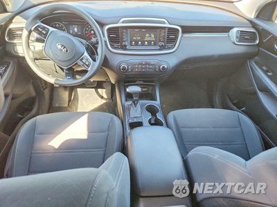 Zdjęcie 8 z 13 samochodu: 2020 KIA SORENTO LX VIN:5XYPGDA30LG655428 - miniatura