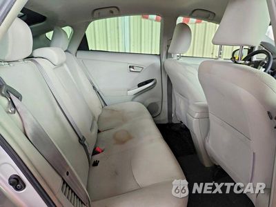 Zdjęcie 10 z 12 samochodu: 2012 TOYOTA PRIUS TWO VIN:JTDKN3DU2C5461989 - miniatura