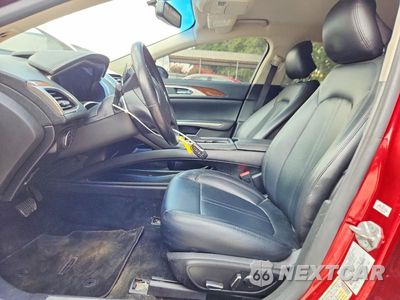 Zdjęcie 7 z 13 samochodu: 2016 LINCOLN MKZ VIN:3LN6L2G92GR615026 - miniatura