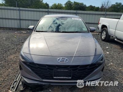 Piąte zdjęcie samochodu w środku: 2022 HYUNDAI ELANTRA SEL VIN:KMHLM4AG6NU313859 - miniatura
