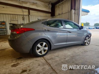 Trzecie zdjęcie samochodu z tyłu: 2013 HYUNDAI ELANTRA GLS VIN:5NPDH4AE1DH393978 - miniatura