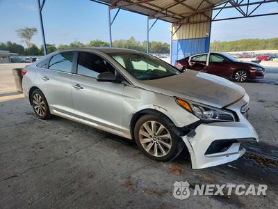 Czwarte zdjęcie samochodu z boku: 2016 HYUNDAI SONATA SPORT VIN:5NPE34AF2GH352906 - miniatura