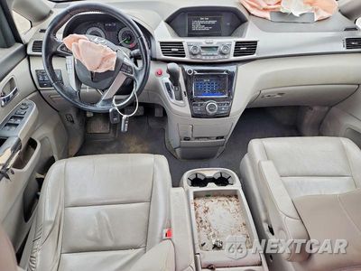 Zdjęcie 8 z 13 samochodu: 2016 HONDA ODYSSEY EXL VIN:5FNRL5H68GB046885 - miniatura